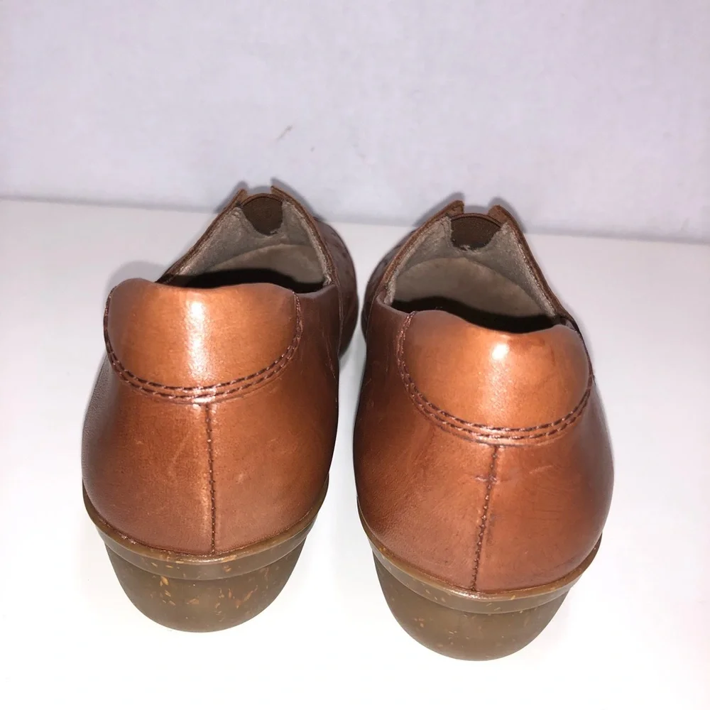 Women's Tan Leather Slip-On Flats with Floral Cutouts